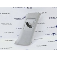 Пластик салона правая верхняя Tesla Model 3 2023 1086255-01