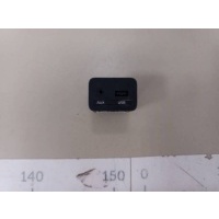 Разъем (USB AUX) Kia Kia Sportage 3 (SL) 2010-2015 961103W100WK