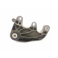 Опора кпп Volvo S40 2 2004 31304003