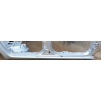 Порог правая skoda roomster 06 - 14