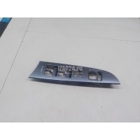 Накладка блока управления стеклоподъемниками Toyota IS 250/350 (2005 - 2013) 7423253500