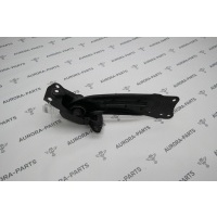 Рычаг продольный задней подвески LH Audi Q3 8U 2011 3C0505223D