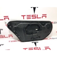 прочая запчасть задней правой Tesla Model X 2018 1046759-00-D