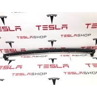 уплотнитель Tesla Model X 2018 1072080-00-B,1072080-80-D