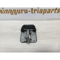 Крюк замка капота Skoda Karoq 1 NU7 до Рестайлинг 2017-2021 57A823186