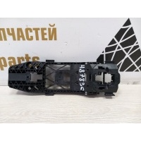 Кронштейн ручки двери Volkswagen Touareg 2 7P5 Рестайлинг 2014-2018 7P6839885