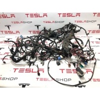 Разъем (фишка) проводки Tesla Model X 2018 2036885-00-A,3072447-02-C,1135152-60-A,2135152-81-C