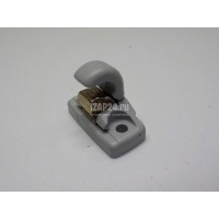 Кронштейн солнцезащитного козырька VAG Amarok 2010 3B0857561B