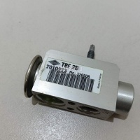 Клапан кондиционера Land Rover Range Rover Evoque (2011 - 2018) LR016631