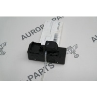 Кнопка стеклоподъемника LH Mazda CX-5 KF 2016 KG6N66380