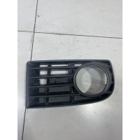 Накладка противотуманной фары правой Volkswagen Golf 5 2003-2009 1K0853666B