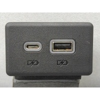разъем AUX / USB GMC Acadia 2 рест. 2021 13525891