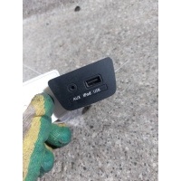 Разъем AUX / USB хетчбэк 5 дв. Hyundai i30 GD 2014 96120-A5000