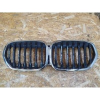 Решетка радиатора BMW X1 F48 2019 51138493450