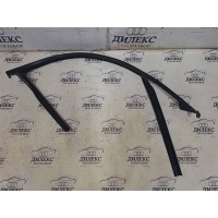уплотнитель стекла двери Mercedes Benz W204 2007-2015 2012 A2047251625
