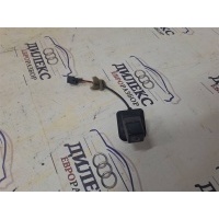 камера заднего вида Mercedes Benz W204 2007-2015 2012 A2048206097