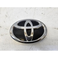 Эмблема решетки радиатора Toyota Camry 70 2017-2021 7531033030