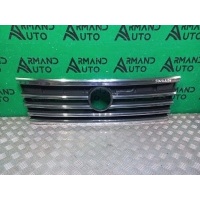 решетка радиатора Volkswagen Touareg 3 2018-нв 760853651KRYP, 760853653B