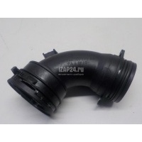 Патрубок интеркулера VAG Touareg (2002 - 2010) 7L6145795AA