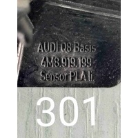 Кронштейн Audi Q8 I (2018—2023) 2020 4M8919199