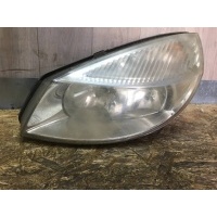 Фара левая Renault Scenic II 2003-2009 2006 260607045R