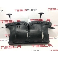 Воздуховод Tesla Model X 2019 1050223-00-D,1050143-00-E,1043816-00-C