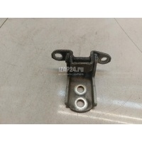 Петля двери Nissan Almera (G15) (2013 - 2018) 82421ED000