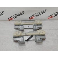Кронштейн ручки потолка Volkswagen Passat B6 2008 3C5858687B, 1K0858685B