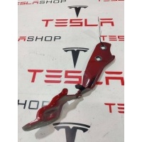 Петля капота левая Tesla Model 3 2019 1098792-00-C