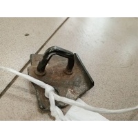 Ответная часть замка багажника Mitsubishi Lancer Cedia CS 2000-2003 2001 MB537545