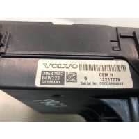 Блок предохранителей Volvo XC90 2004 30682982