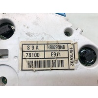 Щиток приборов (приборная панель) Honda CR-V 2002 HR0299048