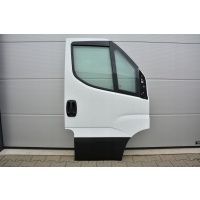 Iveco daily 2014 2022 дверь передняя правое - крем