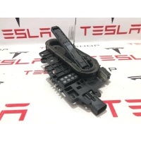 Ручка наружная задняя правая Rivian R1T 2022 PT00002455-J-009