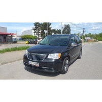 Автомобиль chrysler town кантри limited rok 2014