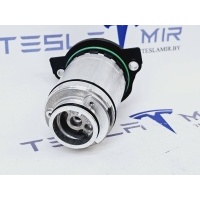 насос масляный Tesla Model 3 2020 1108202-00,1108209-00