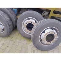 Колёса мерседес atego 215 / 75r17 , 5 michelin приводные