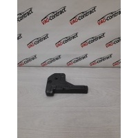 Пенный наполнитель Audi Q5 2009 8R0857177