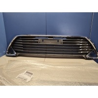 Решётка в бампер центральная Toyota Camry XV50 2011-2017 STTYL6000GD0