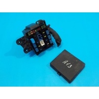 Блок предохранителей под капотом SUZUKI Grand Vitara 3 2005-2015 3673864J01