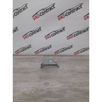 Кронштейн обшивки багажника Audi Q5 2009 8R0864200