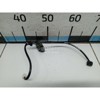 Кнопка открывания багажника Suzuki SX4 2013 3717961M00