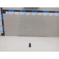 Кнопка закрывания багажника Nissan Pathfinder (R52) 2014 252613KA0A
