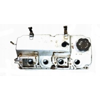 Крышка клапонов mitsubishi 1.3 1.6 lancer vii кольт