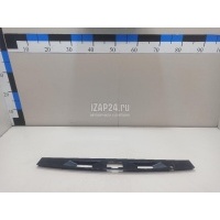 Накладка (кузов наружные) Toyota Camry V70 2017 7681333010