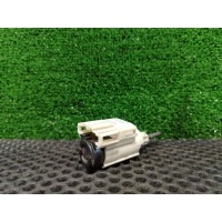Датчик педали тормоза (лягушка) Volkswagen Transporter T5 2006 8E0 927 189B