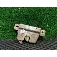 Замок крышки багажника Volkswagen Passat B2 1985 321827506A