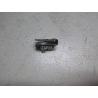 Скоба крепежная Volvo XC90 (2002 - 2015) 987908