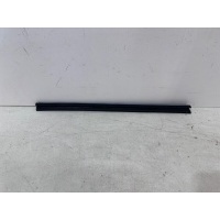 Уплотнитель двери Renault Megane 3 2008-2016 803310030R