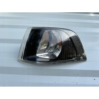 Volvo v40 s40 i 95 - 04r фара поворотник левый передняя